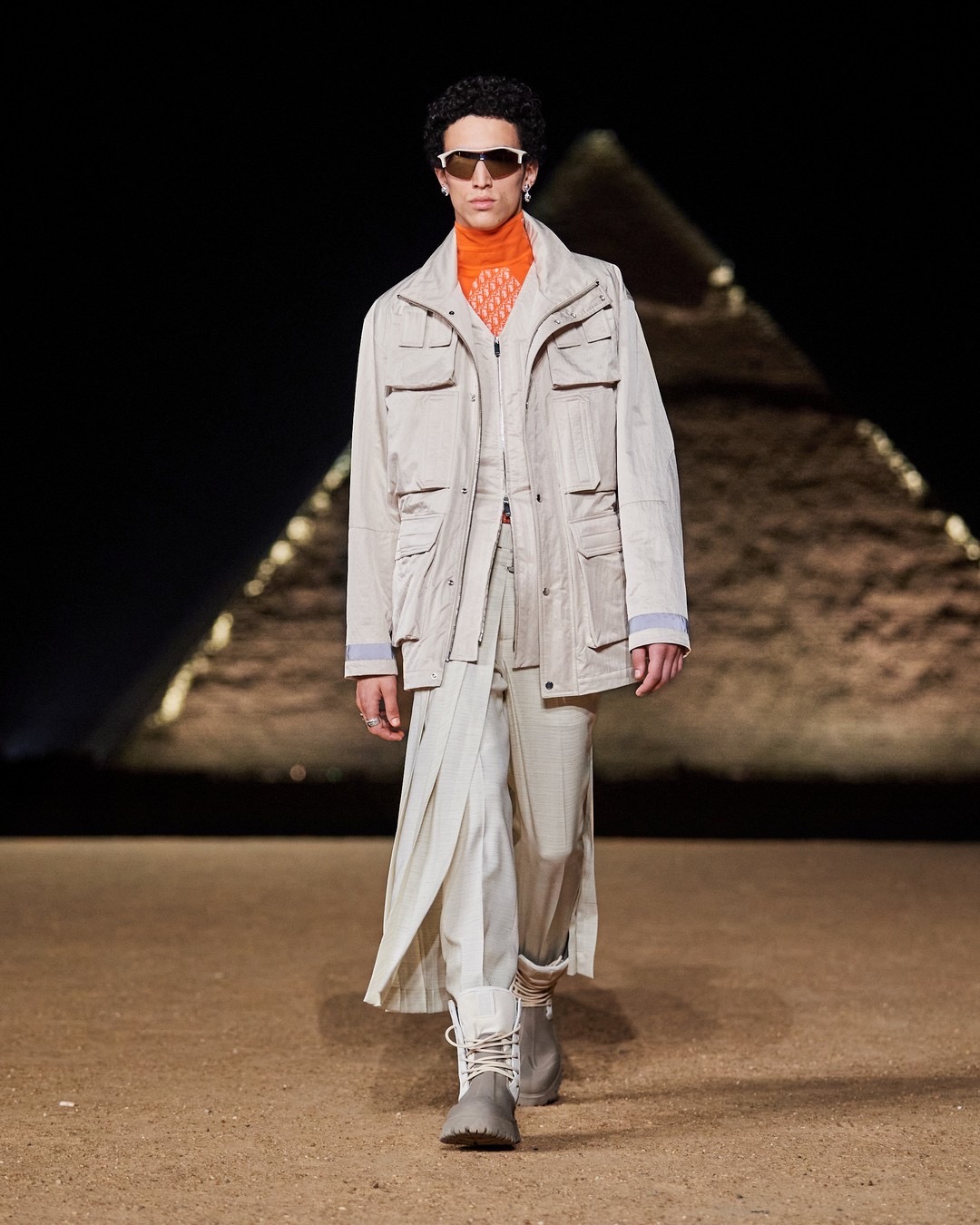 The DIOR show in Egypt Fashion Magazine 24