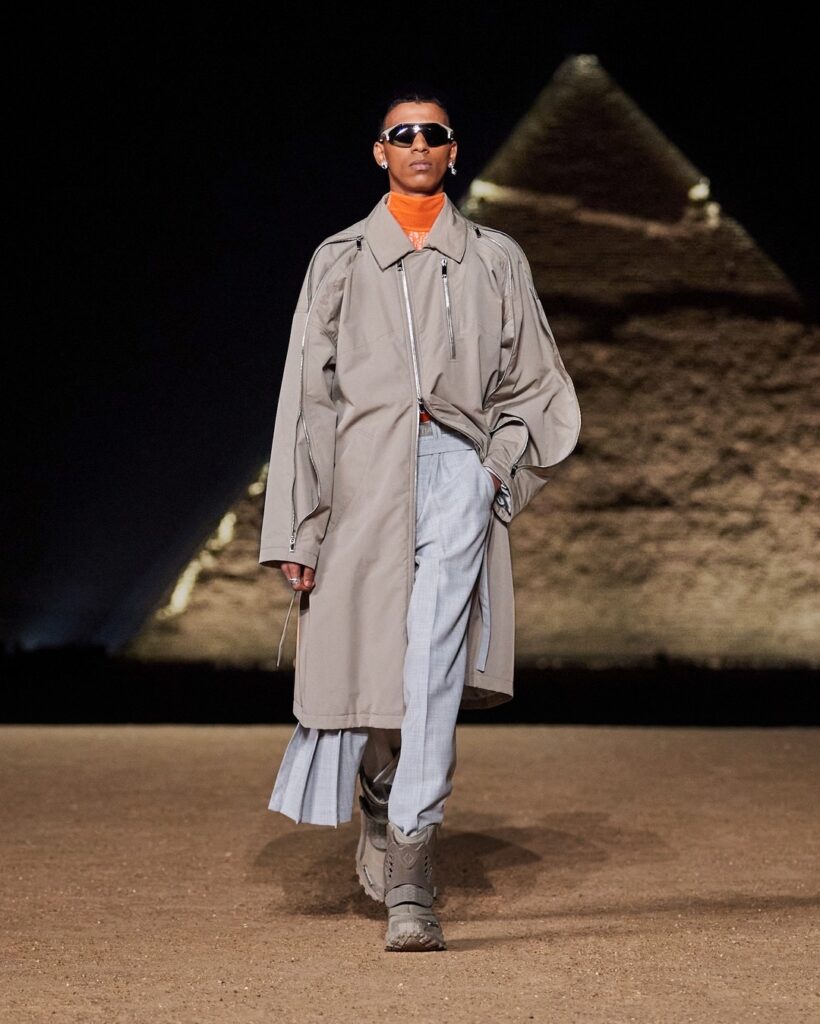The DIOR show in Egypt Fashion Magazine 24